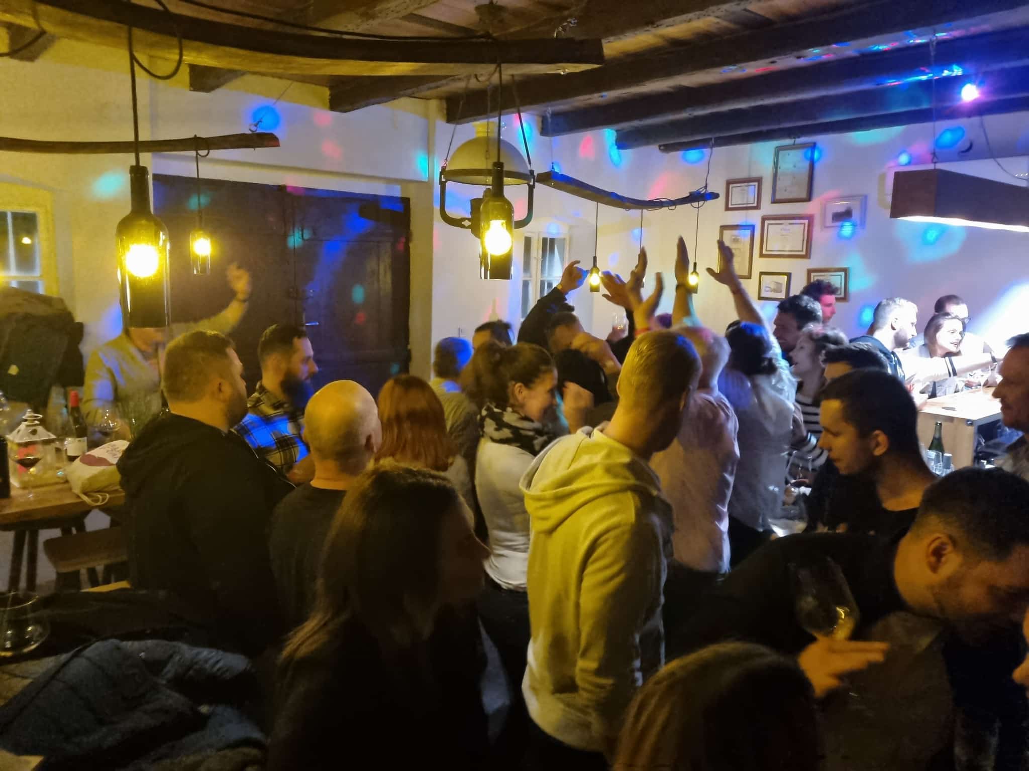 Présház Borbisztro este